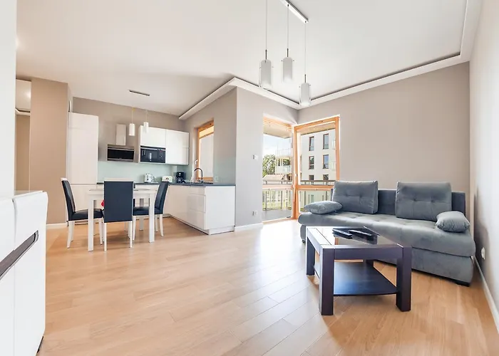 Mila Baltica, Sun & Snow *