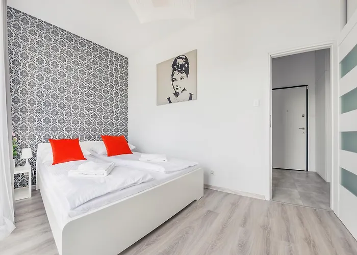 Mila Baltica, Sun & Snow * Danzig